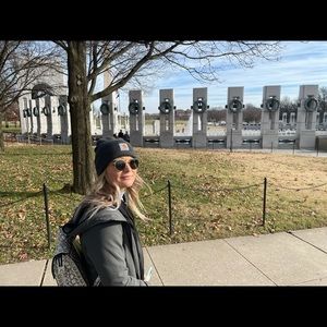 Meet your Posher, Taylor